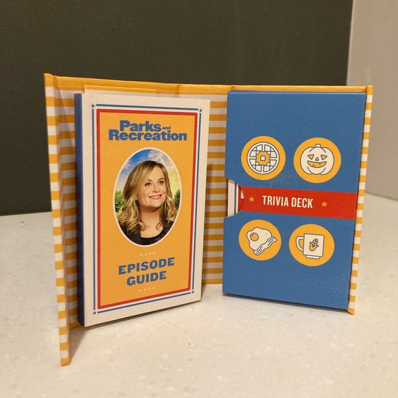 Parks and Recreation Trivia Game - Picture 2 of 4